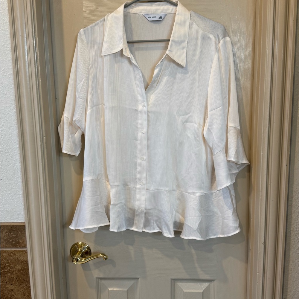 Nine West Cream Blouse with Notched Collar and Peplum Hem